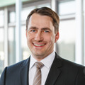 Porträt: Prof. Tobias Bernecker, Professor für Verkehrsbetriebswirtschaft und Logistik an der Hochschule Heilbronn